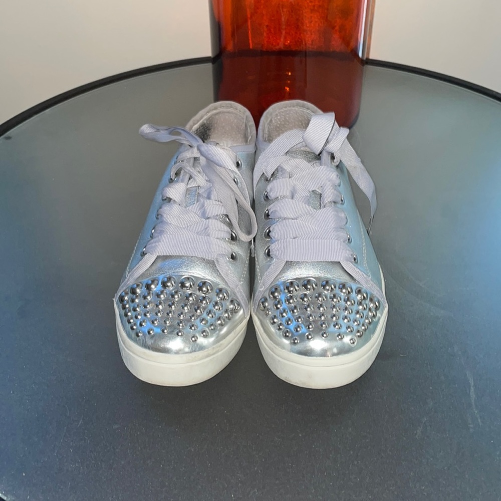 Simply Vera | Silver Sneakers with Metal Rivet Toe
